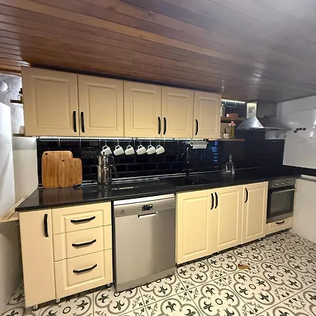 3-story Bohemian Greek House W Garden Villa Ayvalı